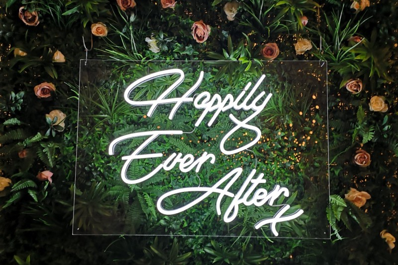 Happy Ever After X Neonreclame